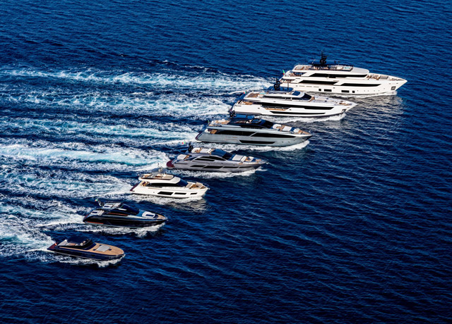 FERRETTI GROUP ILLUMINA IL CANNES YACHTING FESTIVAL CON 5 NUOVE STELLE